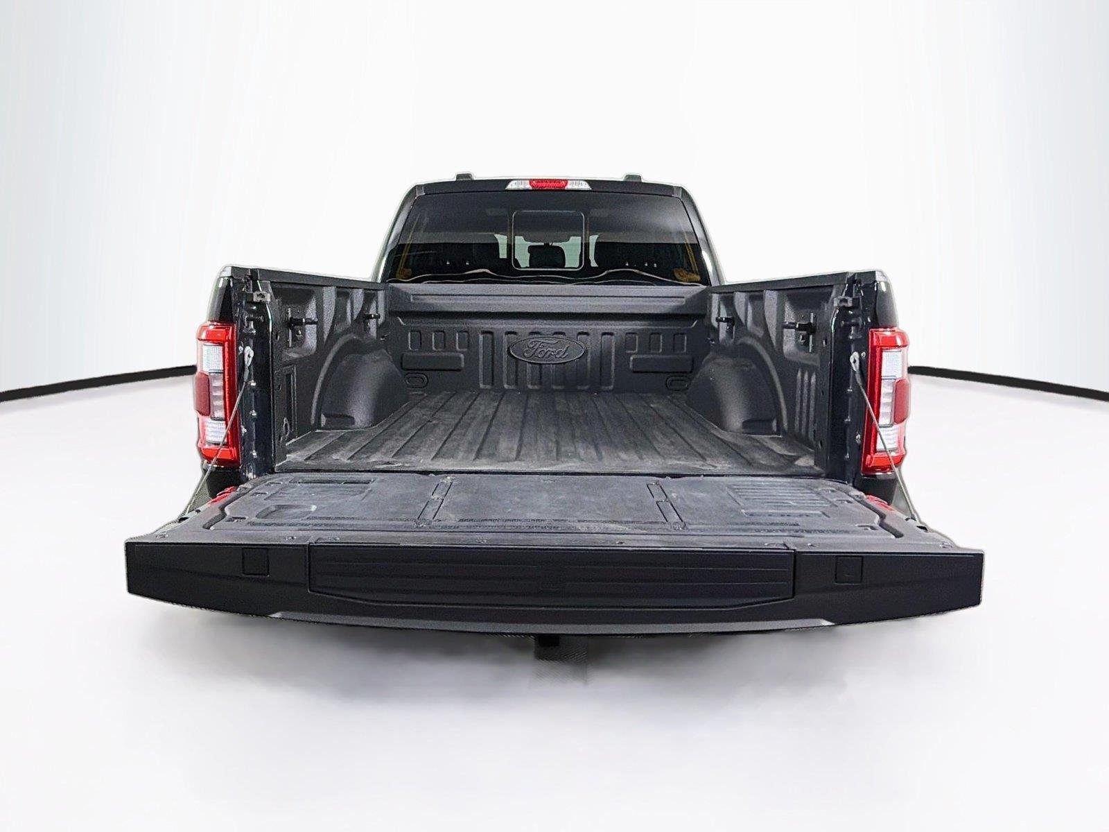 Used 2023 Agate Black Ford LARIAT image 14