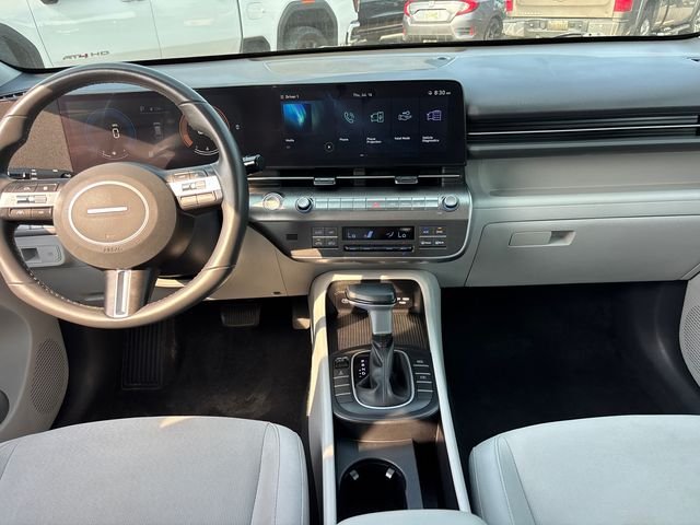 Used 2024 White Hyundai SEL image 10