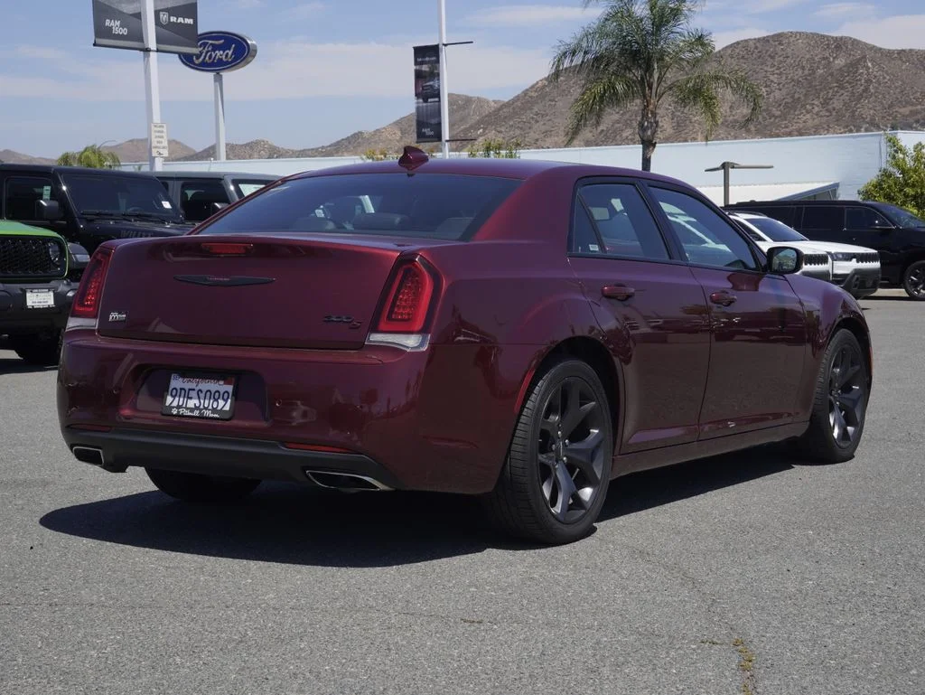 Used 2021 Red Chrysler S image 2