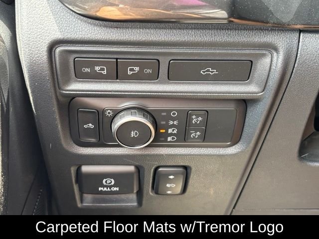 Used 2021 Oxford White Ford Tremor image 32