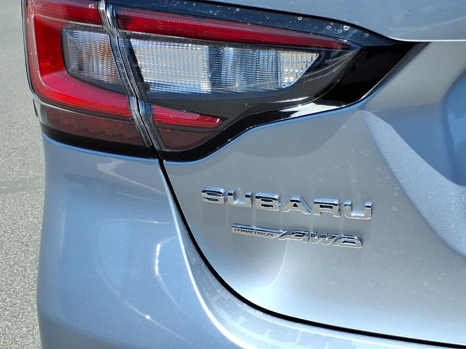 Certified Used 2025 Ice Silver Metallic Subaru Limited image 13