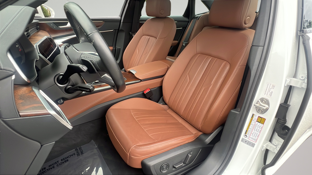 Used 2023  Audi 45 Premium Plus image 17