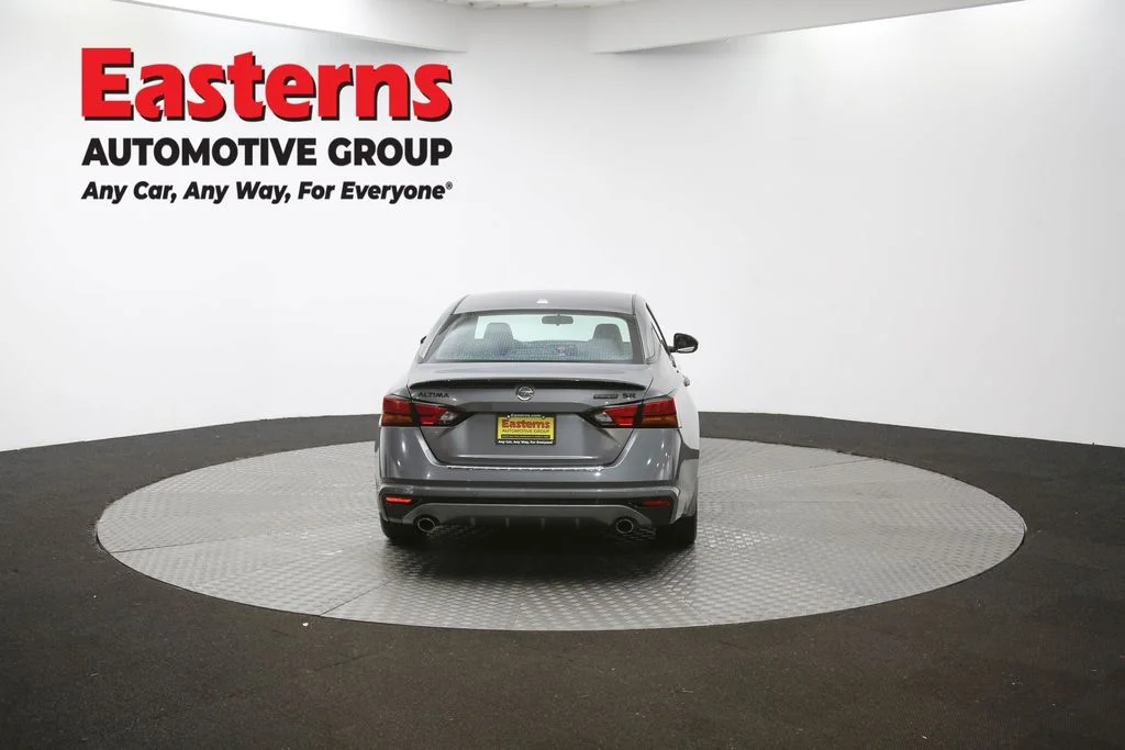 Used 2022 Gray Nissan 2.5 SR image 35