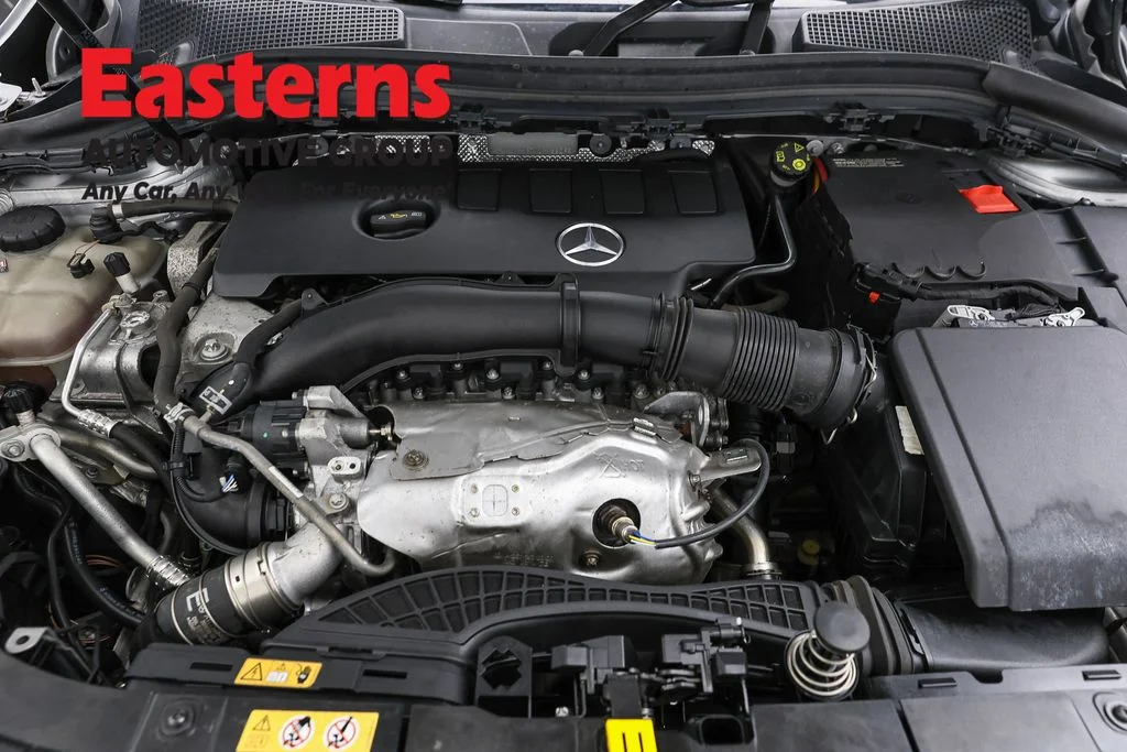 Used 2022 Silver Mercedes-Benz GLA 250 image 7