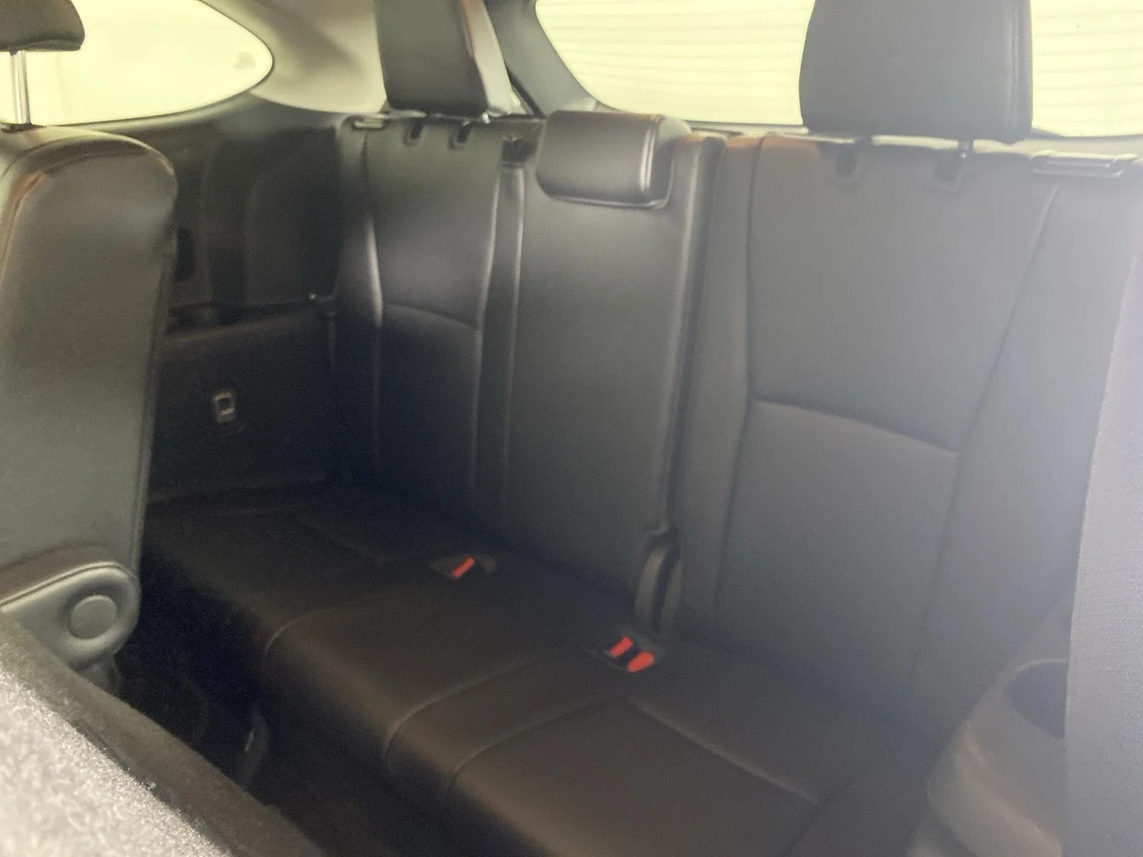 Used 2023 Wind Chill Pearl Toyota XLE image 10