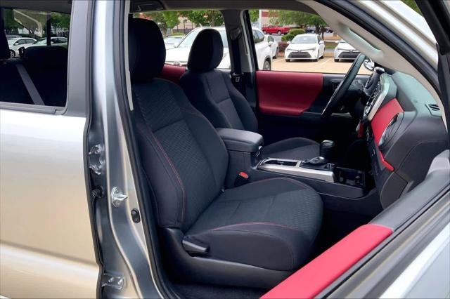 Certified Used 2022 CELESTIAL SILVER Toyota  image 9