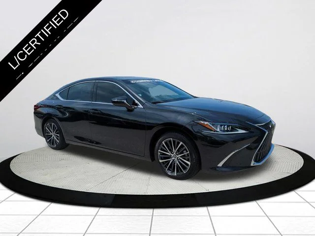 2025 Lexus ES 350 350's photo