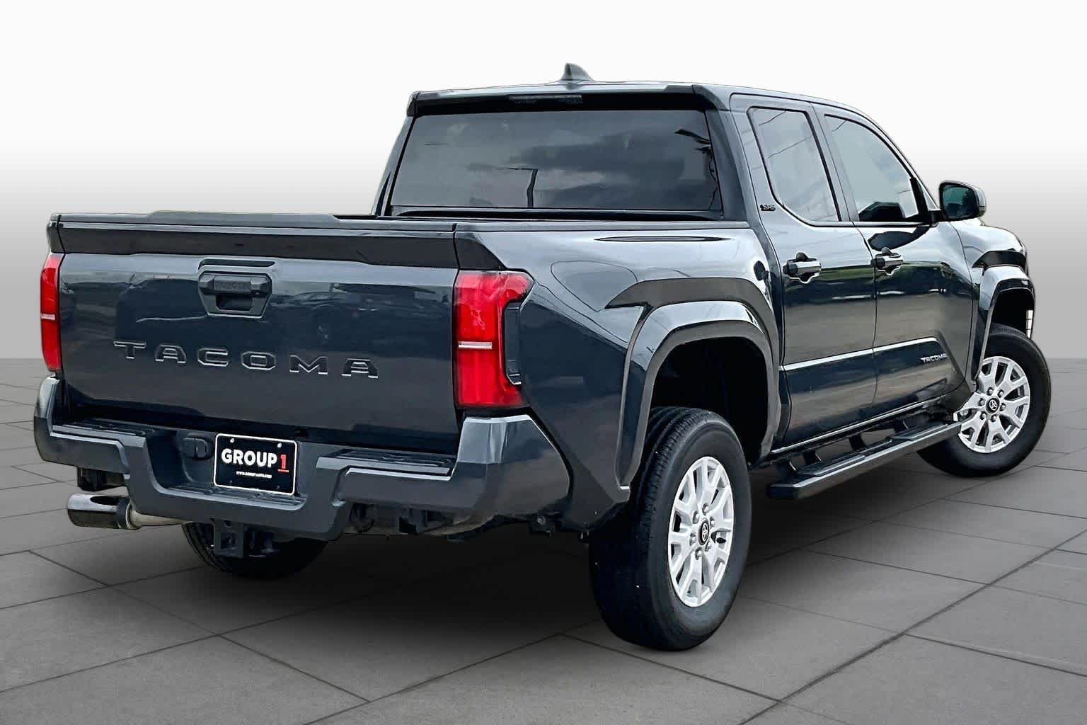 Used 2025 Underground Toyota SR5 image 12