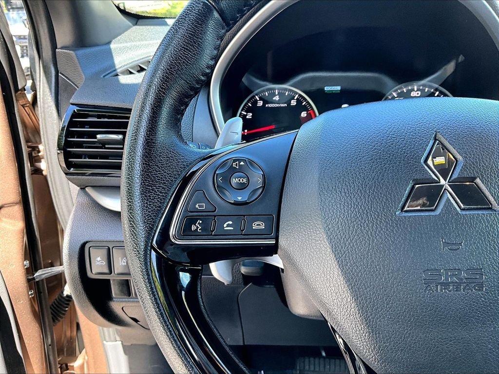 Used 2024 Bronze Metallic Mitsubishi SE image 23