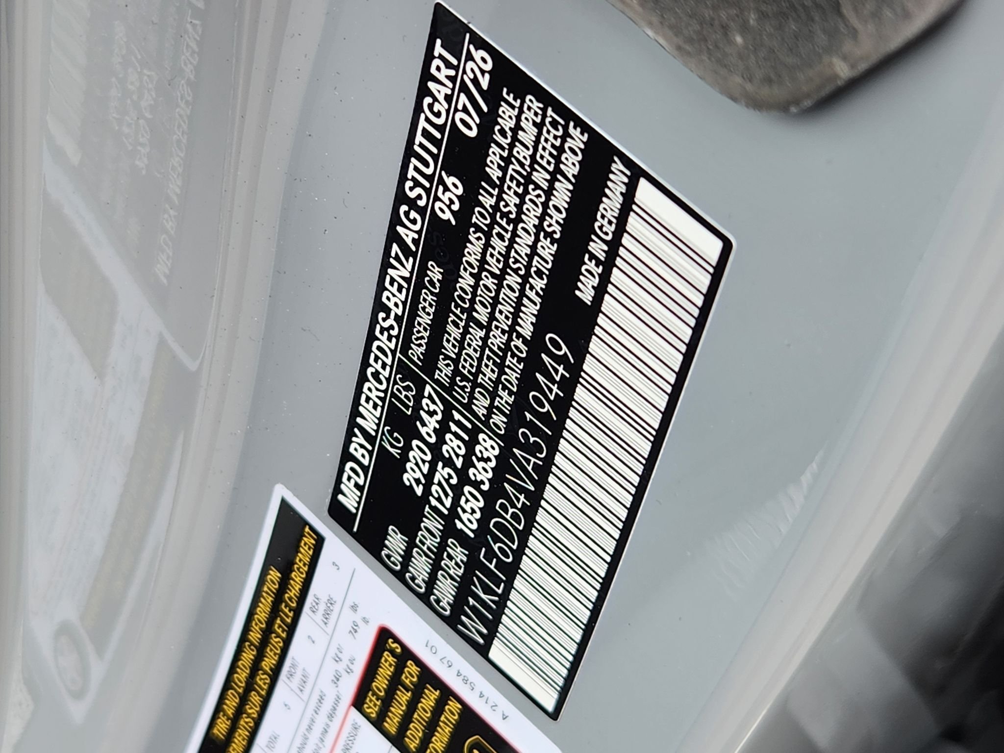 New 2027 MANUFAKTUR Alpine Grey Mercedes-Benz AMG® E 53 4MATIC image 12