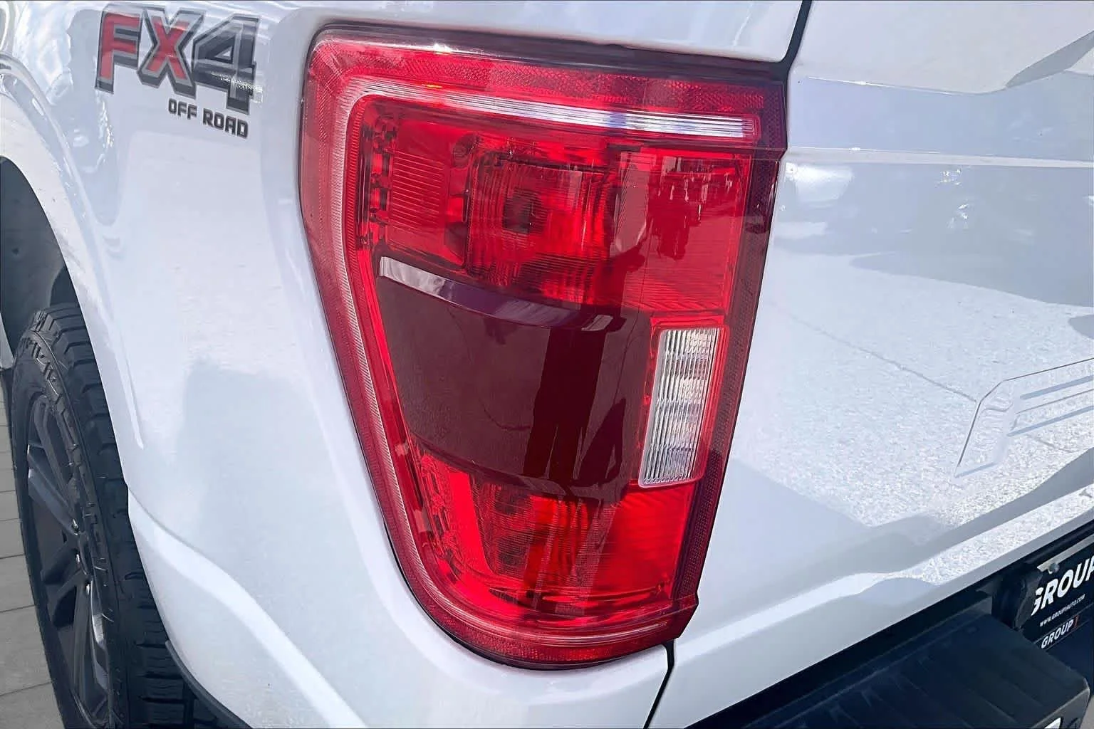 Used 2022 Oxford White Ford XLT image 29
