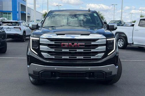 New 2026 Onyx Black GMC SLE image 3