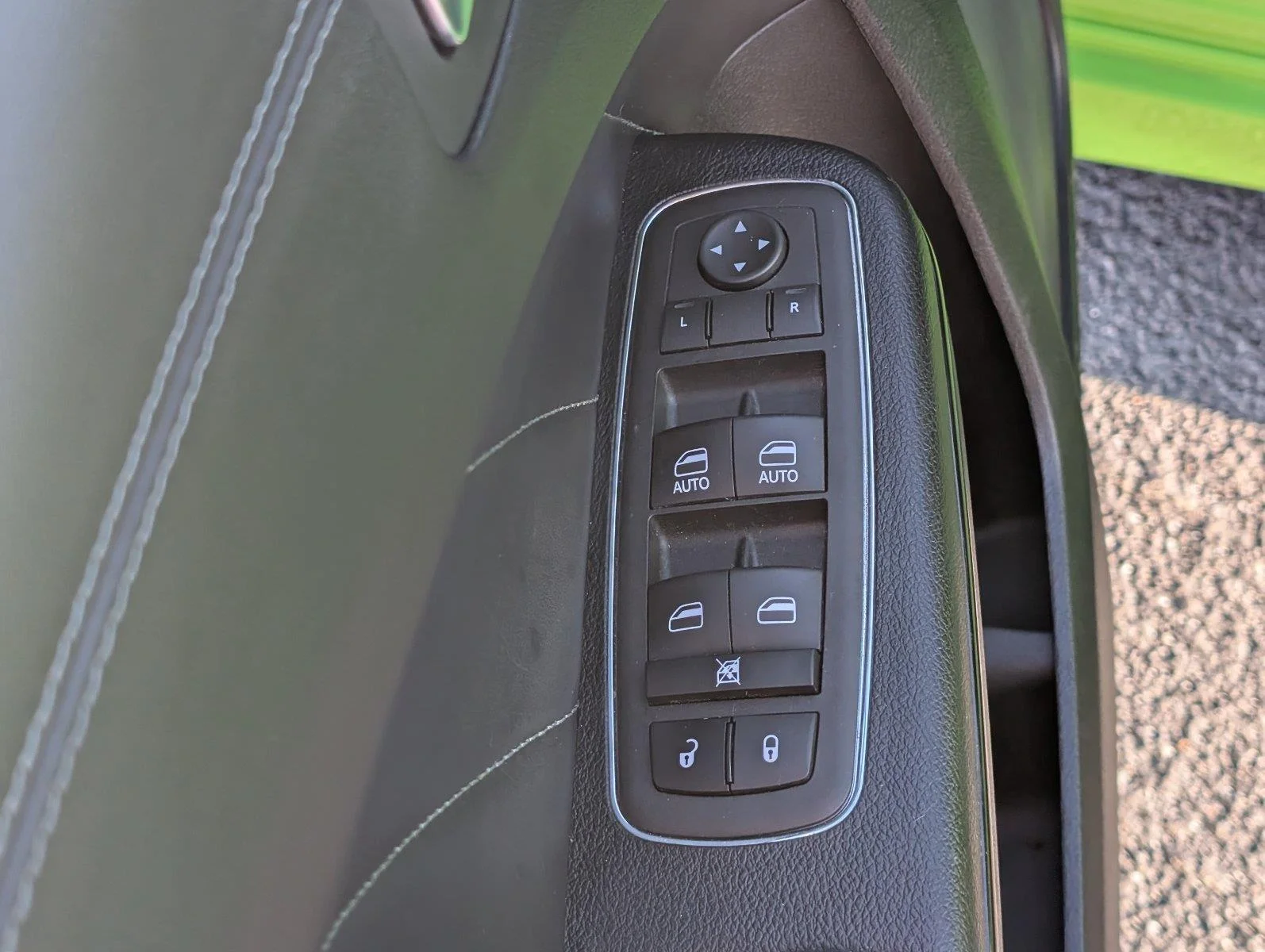 Used 2023 Sublime Metallic Clearcoat Dodge R/T image 19