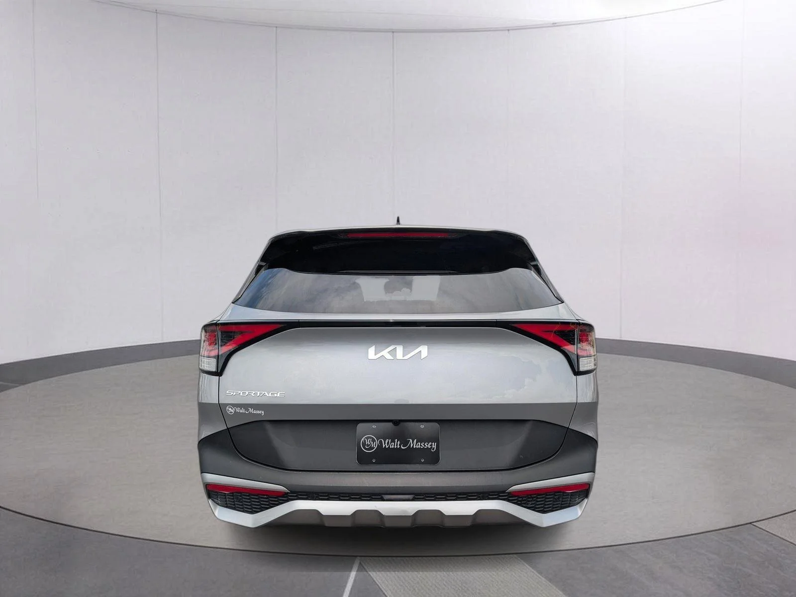 Used 2025 Steel Gray Kia LX image 4