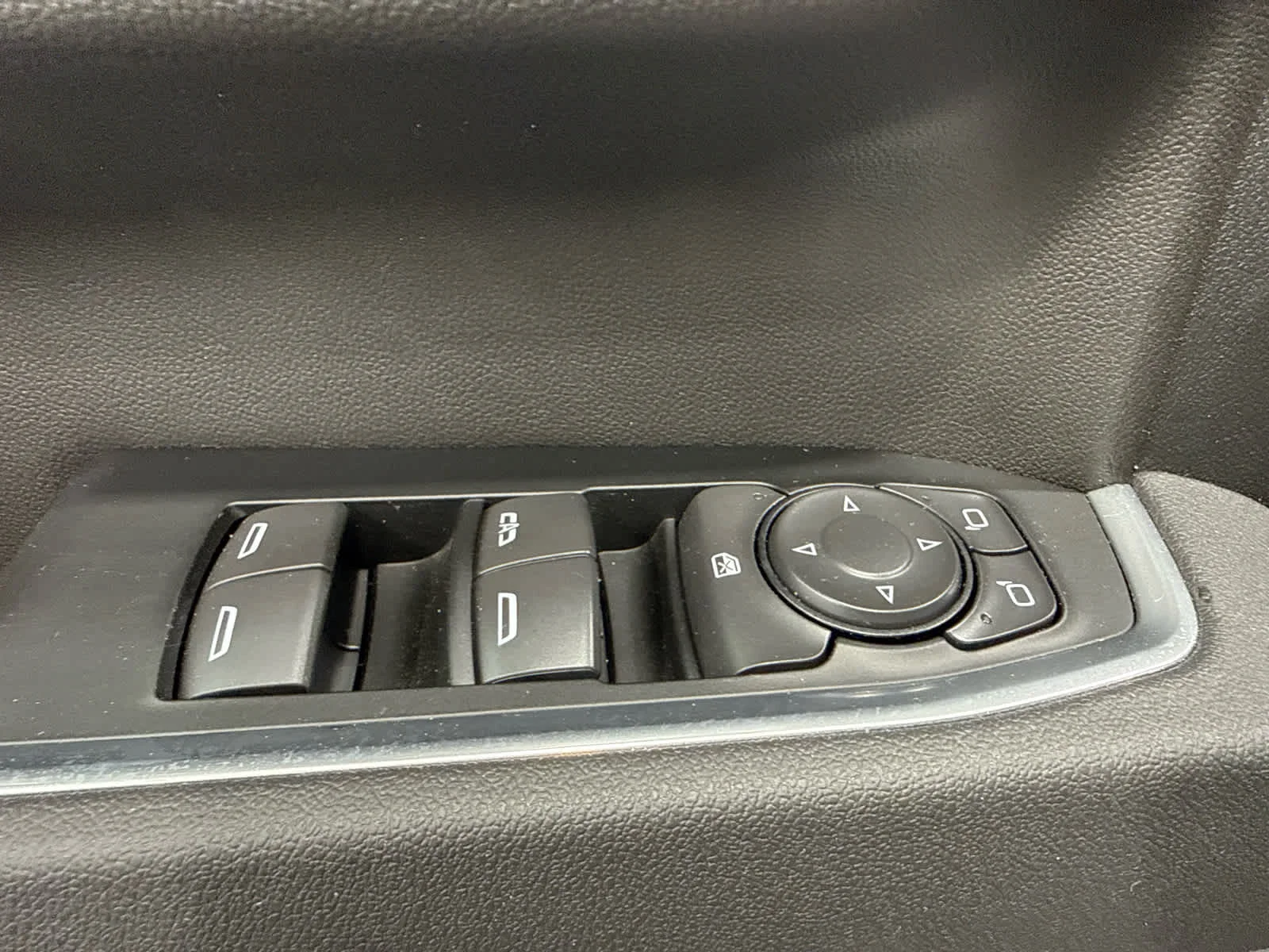 Used 2026 Lakeshore Blue Metallic Chevrolet LT image 16