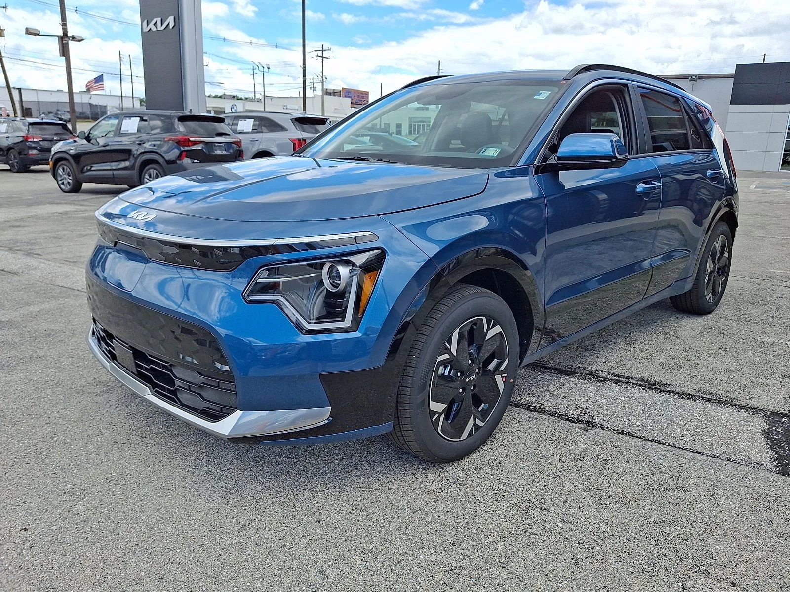 New 2026 Blue Kia Wind image 4