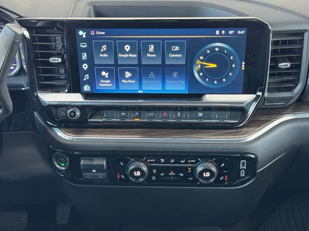 Used 2025 Gray Chevrolet LT image 30