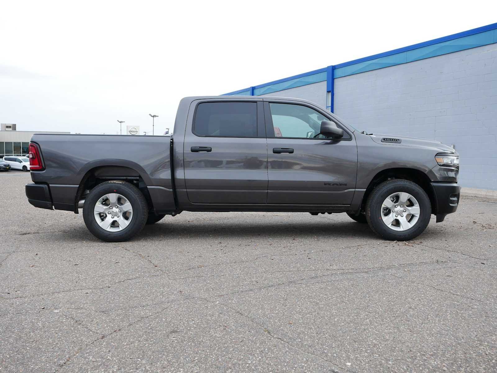 New 2026 Granite Crystal Metallic Clearcoat RAM Tradesman image 8