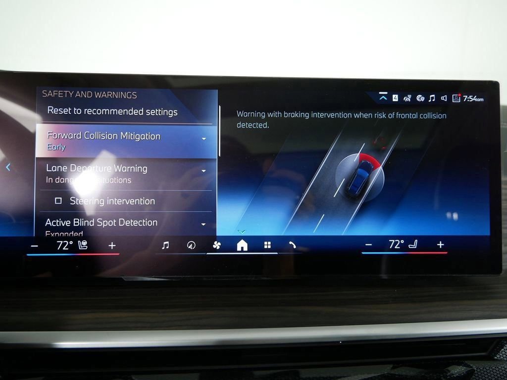 Used 2026 Black Sapphire Metallic BMW xDrive40i image 43