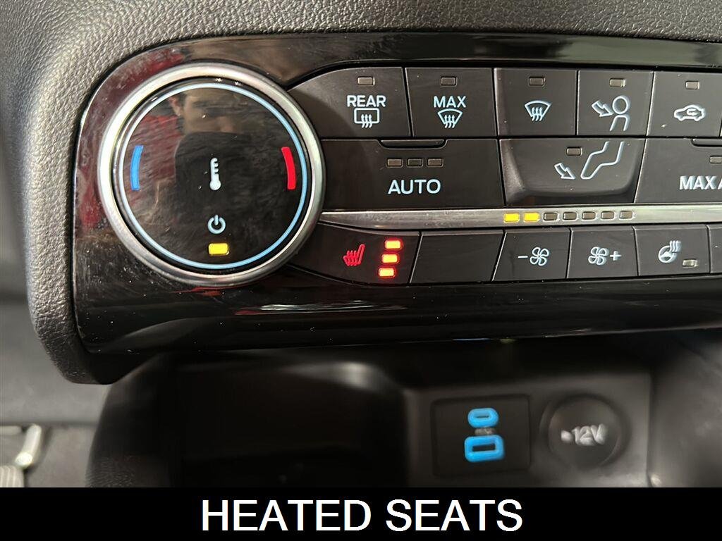 Used 2022 Atlas Blue Ford SE image 5