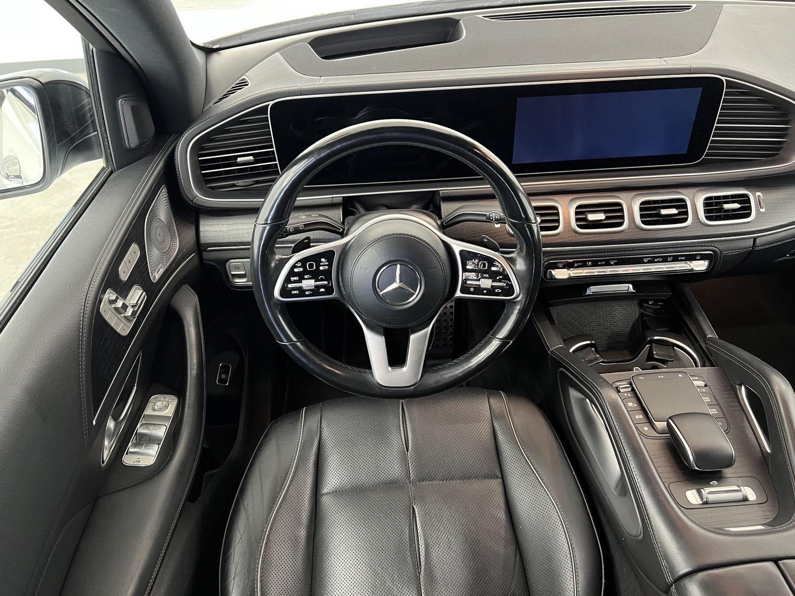 Used 2021 Polar White Mercedes-Benz GLS 580 image 32