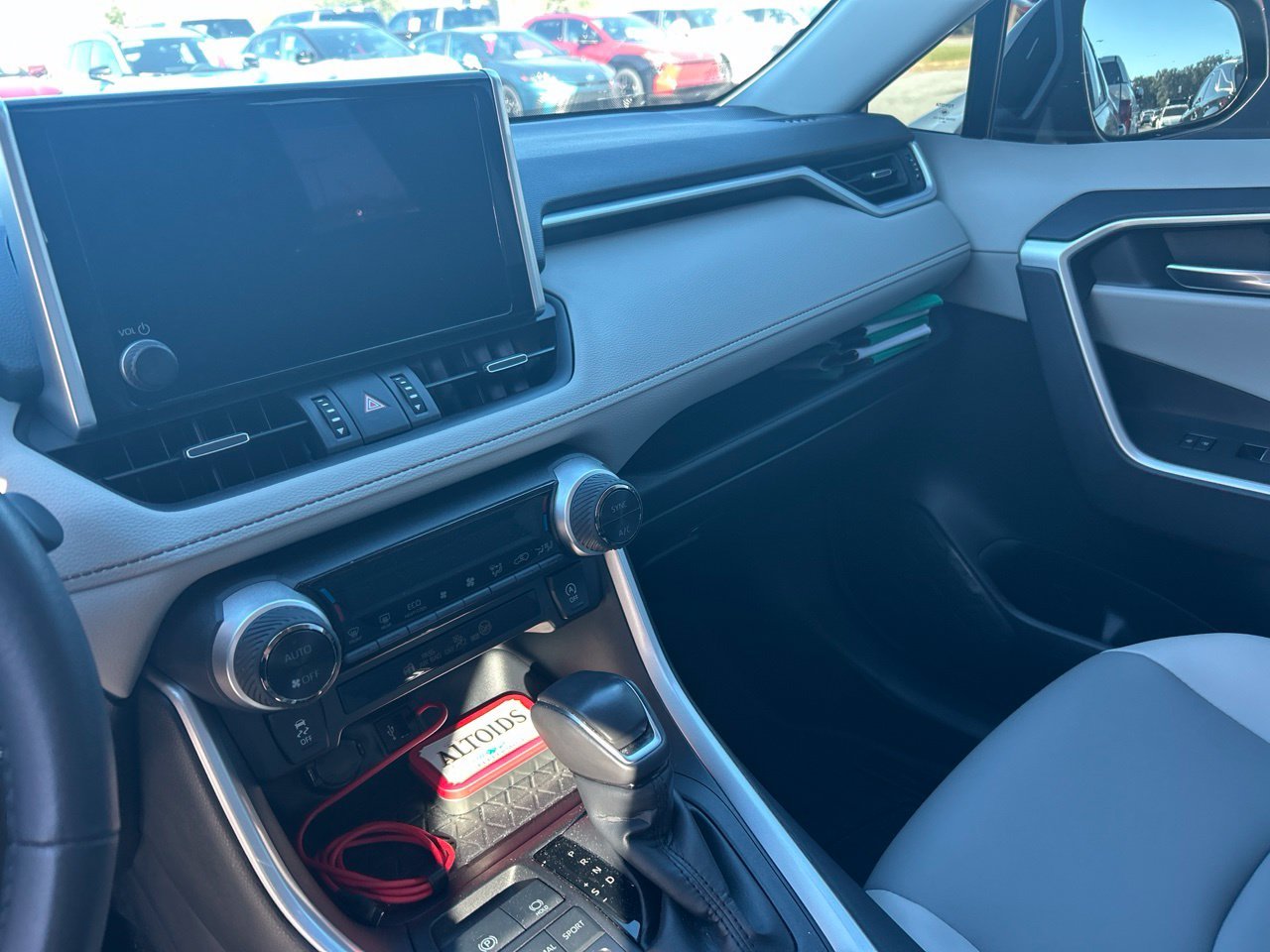 Used 2025 Red Toyota XLE Premium image 10