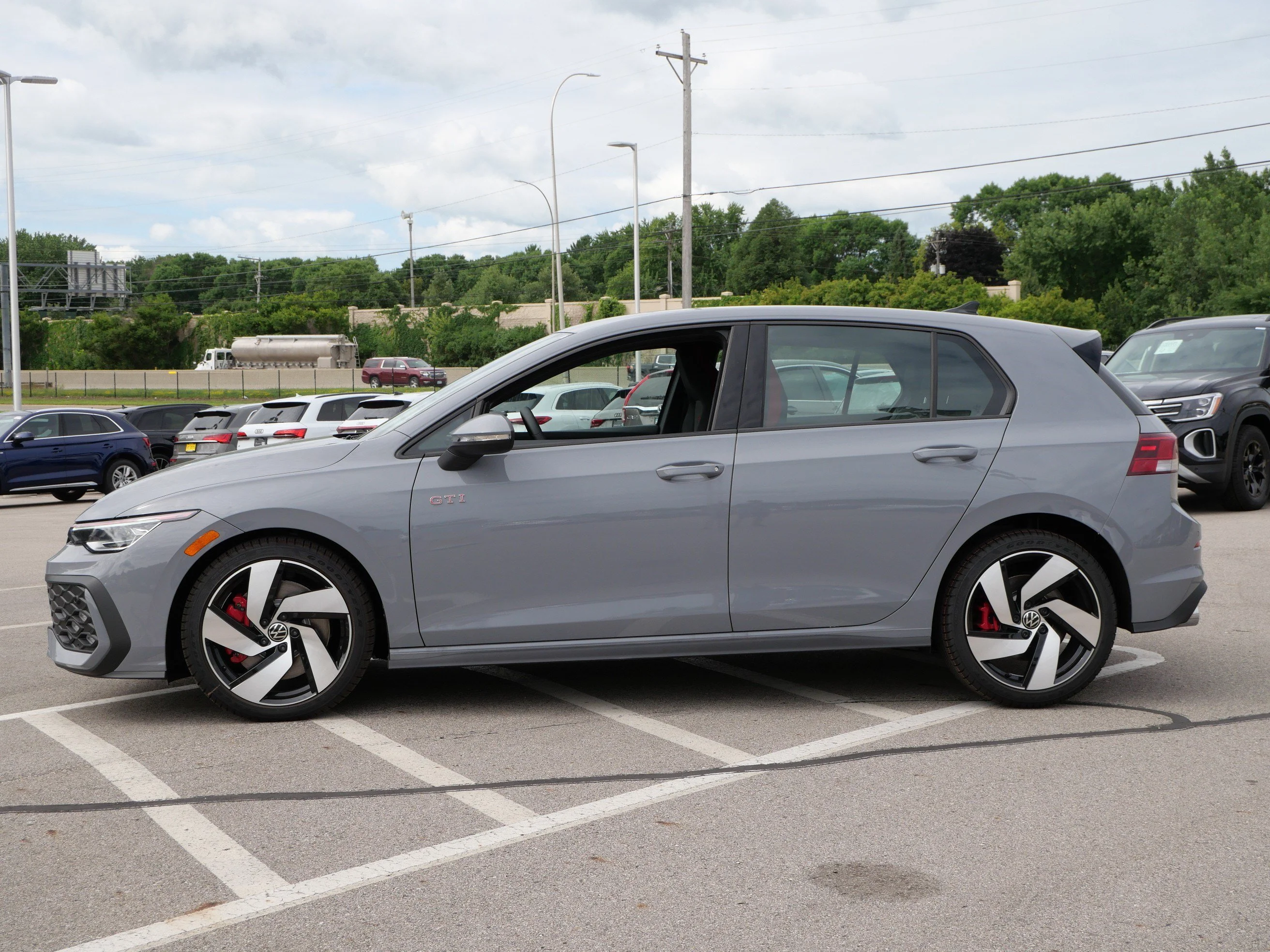 New 2026 Moonstone Gray Volkswagen S image 3