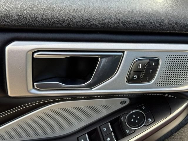 Used 2020 Black Ford ST image 18