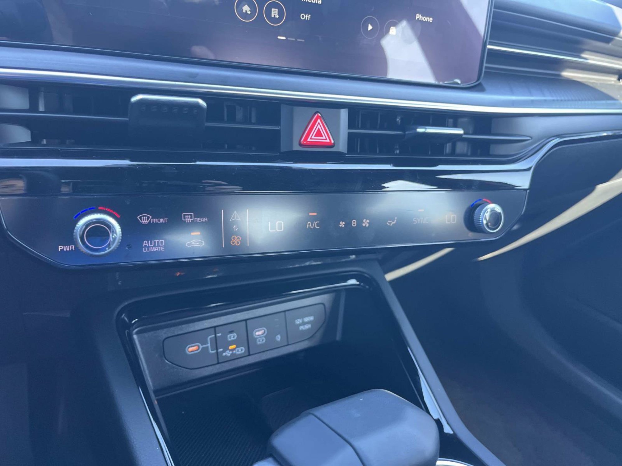 New 2026 Wolf Gray Kia GT-Line image 27