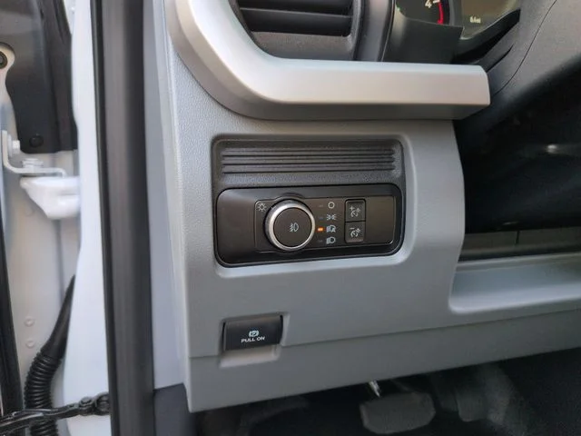 New 2026 Oxford White Ford XL image 13