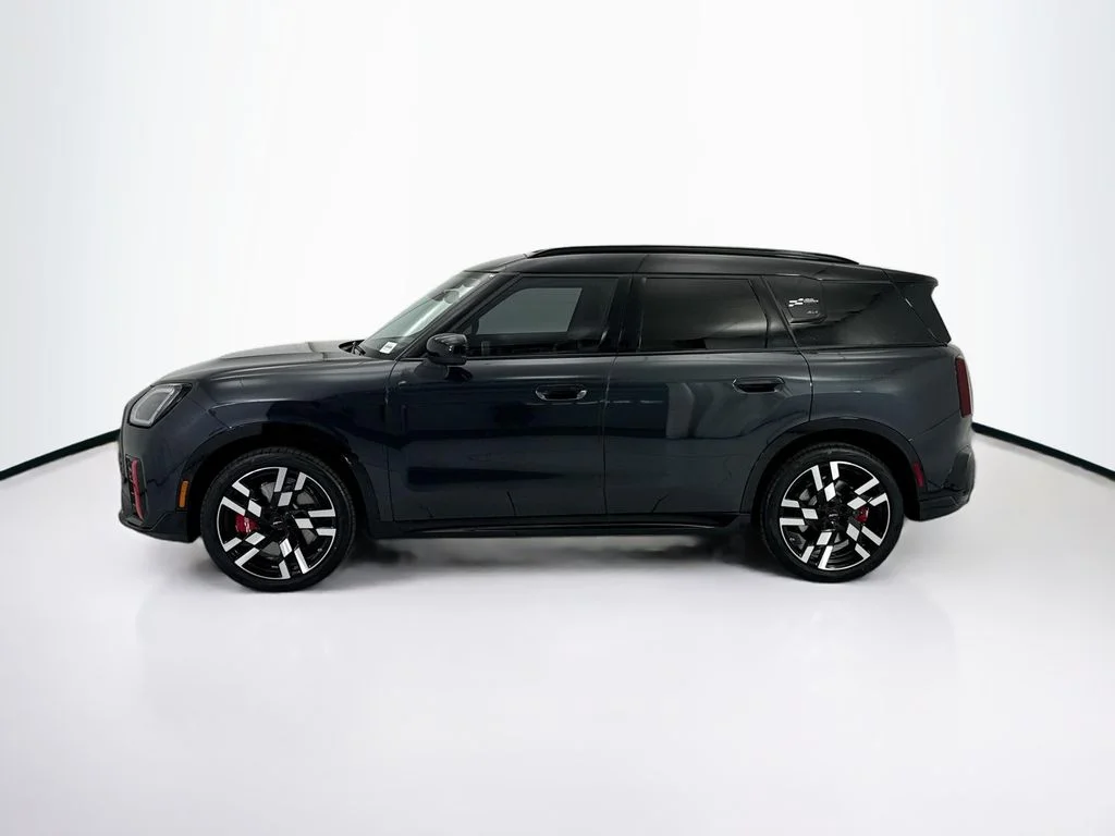New 2027 Legend Grey Metallic MINI Iconic image 8