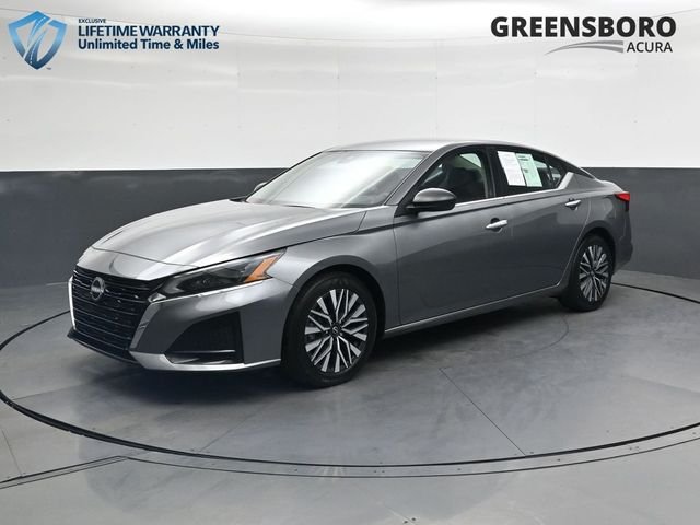Used 2024 Gray Nissan 2.5 SV image 12