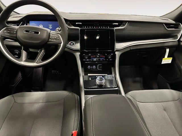 2025 Jeep Grand Cherokee L Laredo - Photo 10