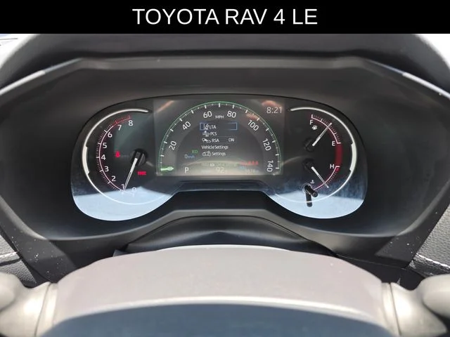 2025 Toyota RAV4 LE - Photo 30