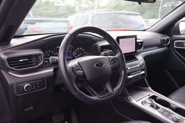 Used 2020 Gray Ford XLT image 9