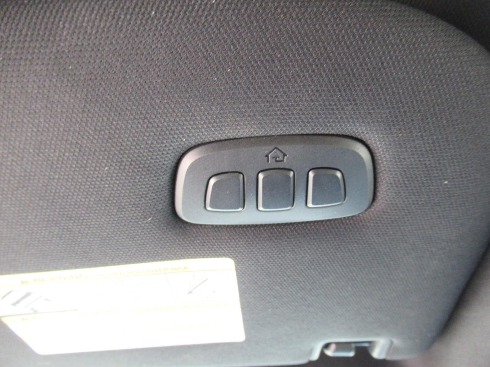Used 2020 Blue Ford Platinum image 30