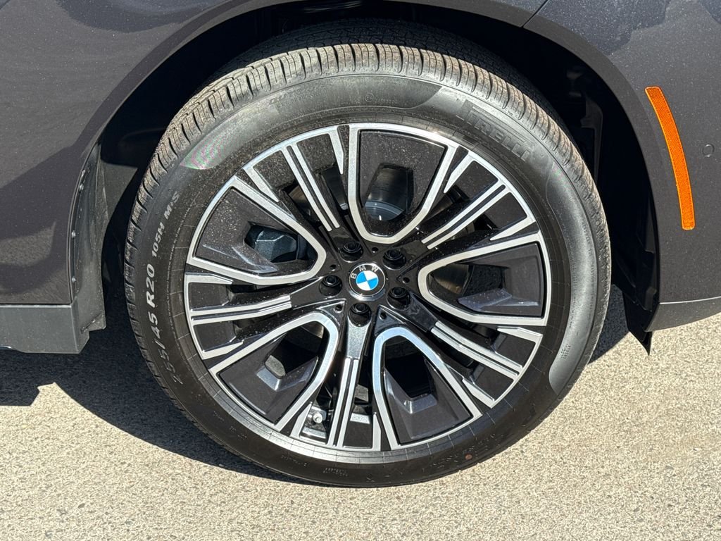 New 2026 Dark Graphite Metallic BMW 30 xDrive image 11