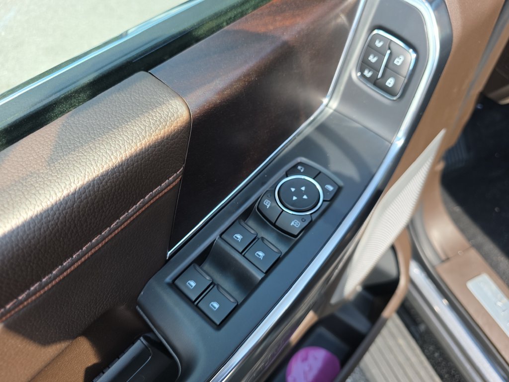 New 2026 Carbonized Gray Metallic Ford King Ranch® image 20