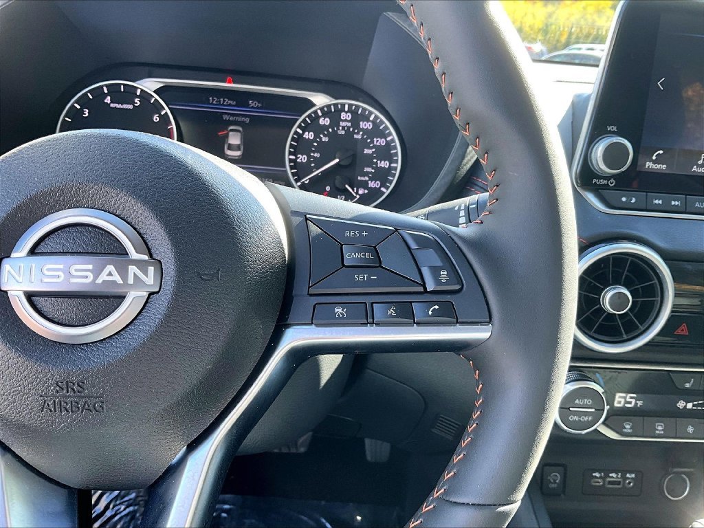 Used 2025 Electric Blue Metallic/Super Black Nissan SR image 24
