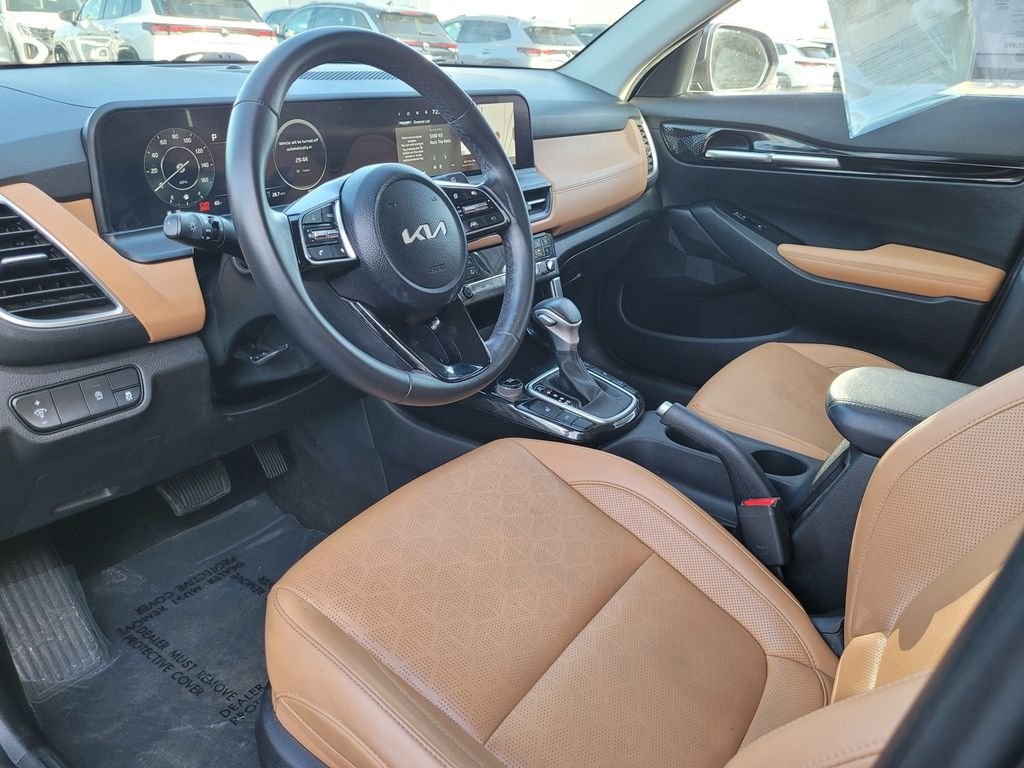 Used 2024 Gray Kia EX image 11