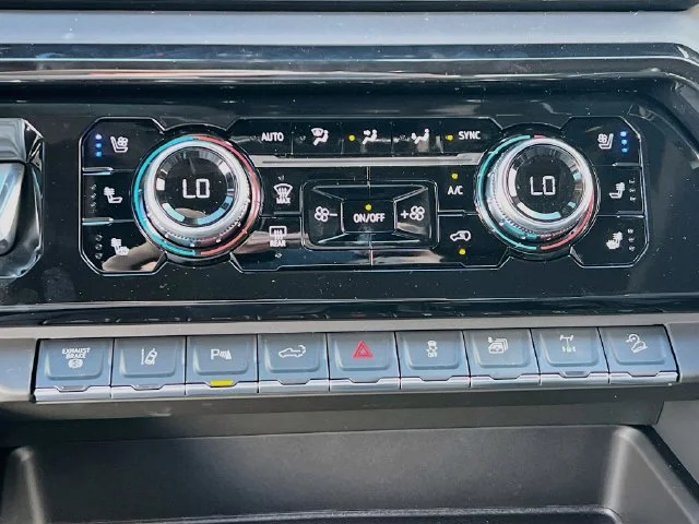 2026 GMC Sierra 2500HD AT4X - Photo 11
