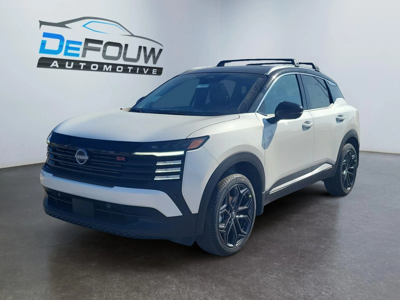 New 2026 Aspen White Tricoat/Super Black Nissan SR image 7