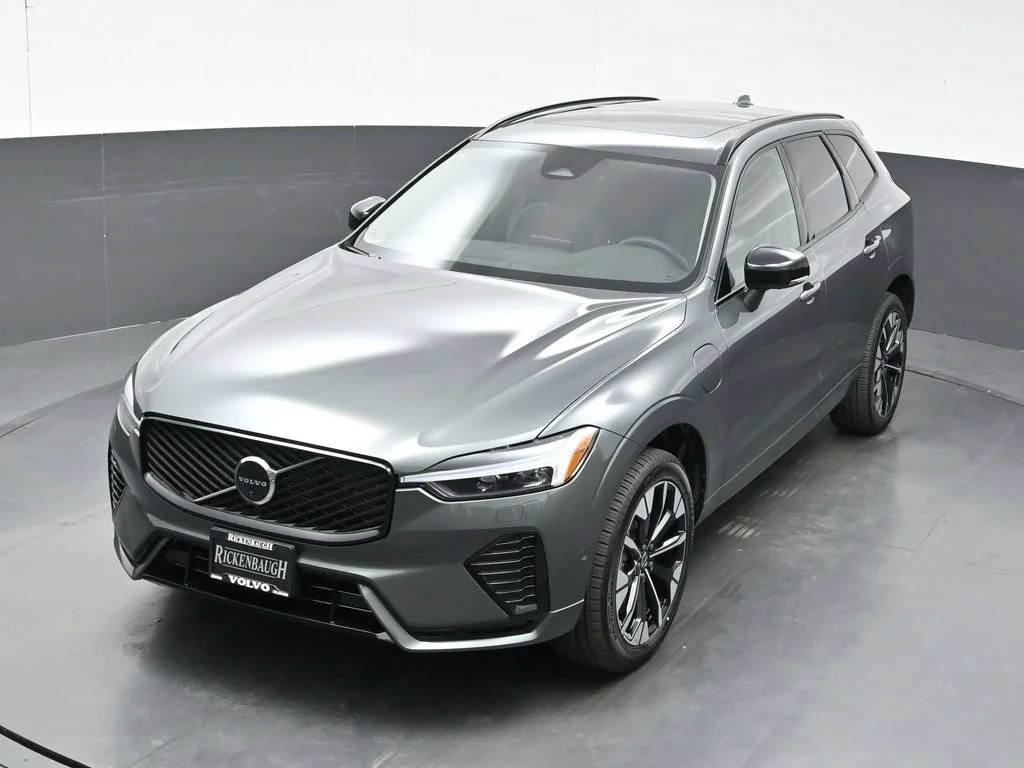 New 2027 Forest Lake Volvo T8 Plus image 29
