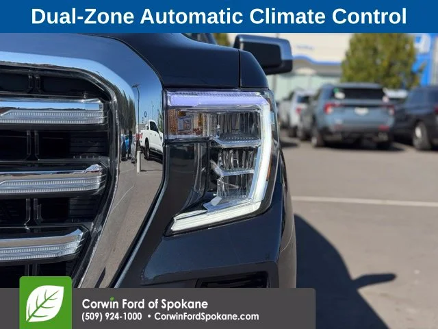 Used 2021 Dark Sky Metallic GMC SLE image 8