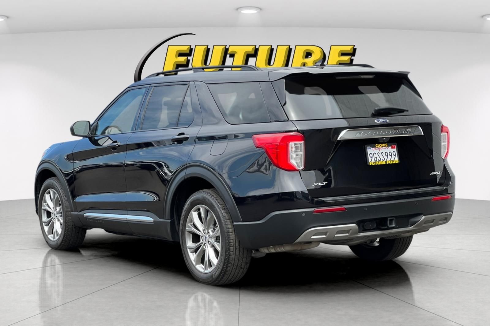 Used 2022 Black Ford XLT image 5