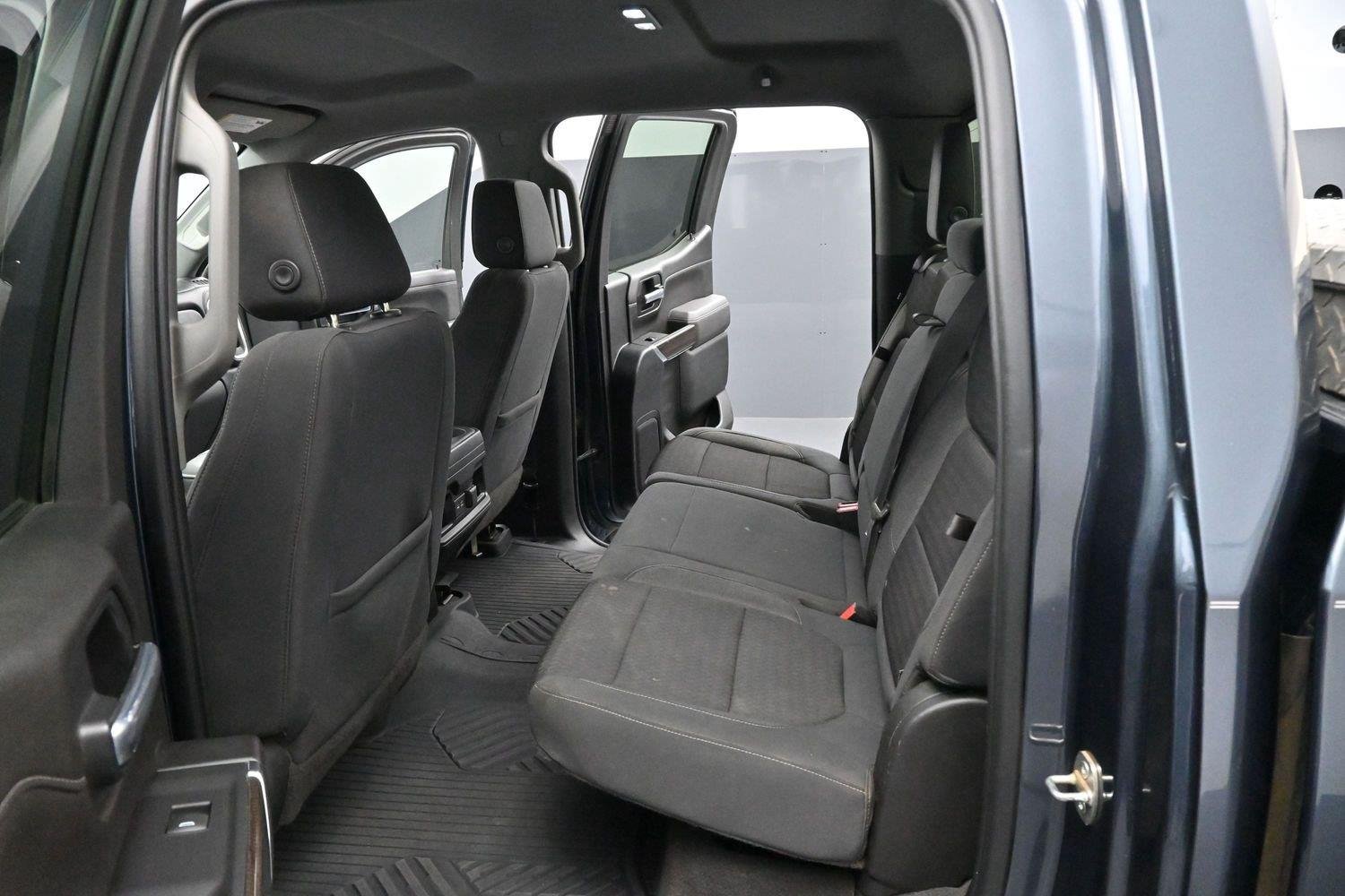 Used 2021 SHADOW GRAY METALLIC Chevrolet RST image 31
