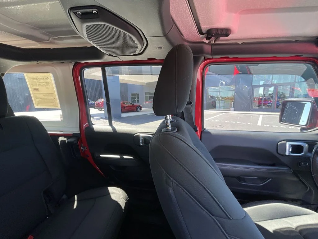 Used 2021 Red Jeep Unlimited Sahara image 13