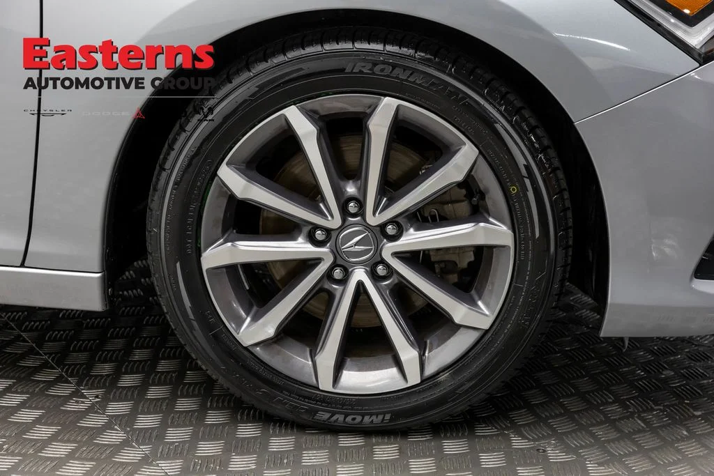 Used 2025 Gray Acura Base image 30