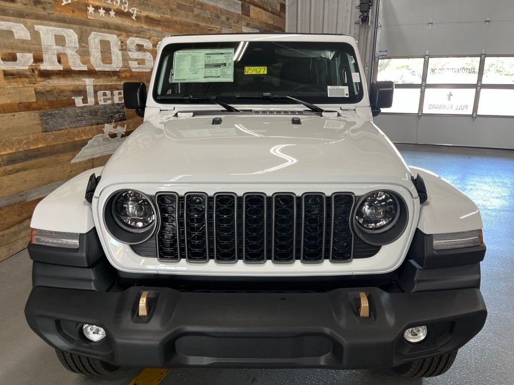 New 2026 Bright White Clear-Coat Exterior Paint Jeep 85th Anniversary Edition image 8