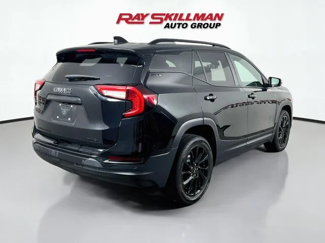 Used 2023 Black GMC SLE image 7